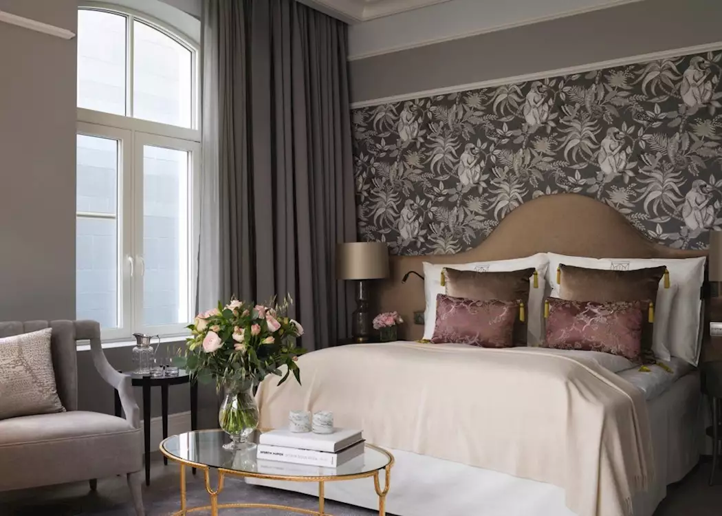 16017442-junior-suite-britannia-hotel