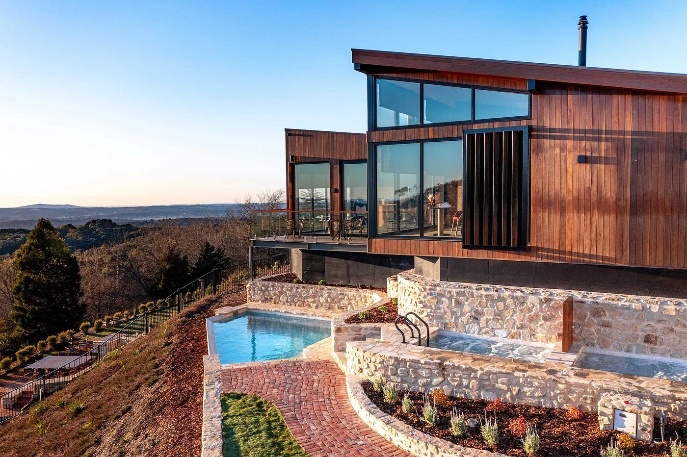 2 Sequoia Lodge, Adelaide Hills 14