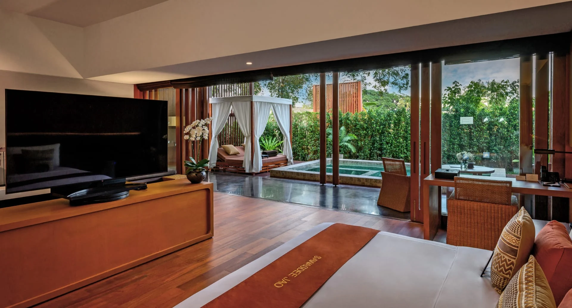23 Anantara
