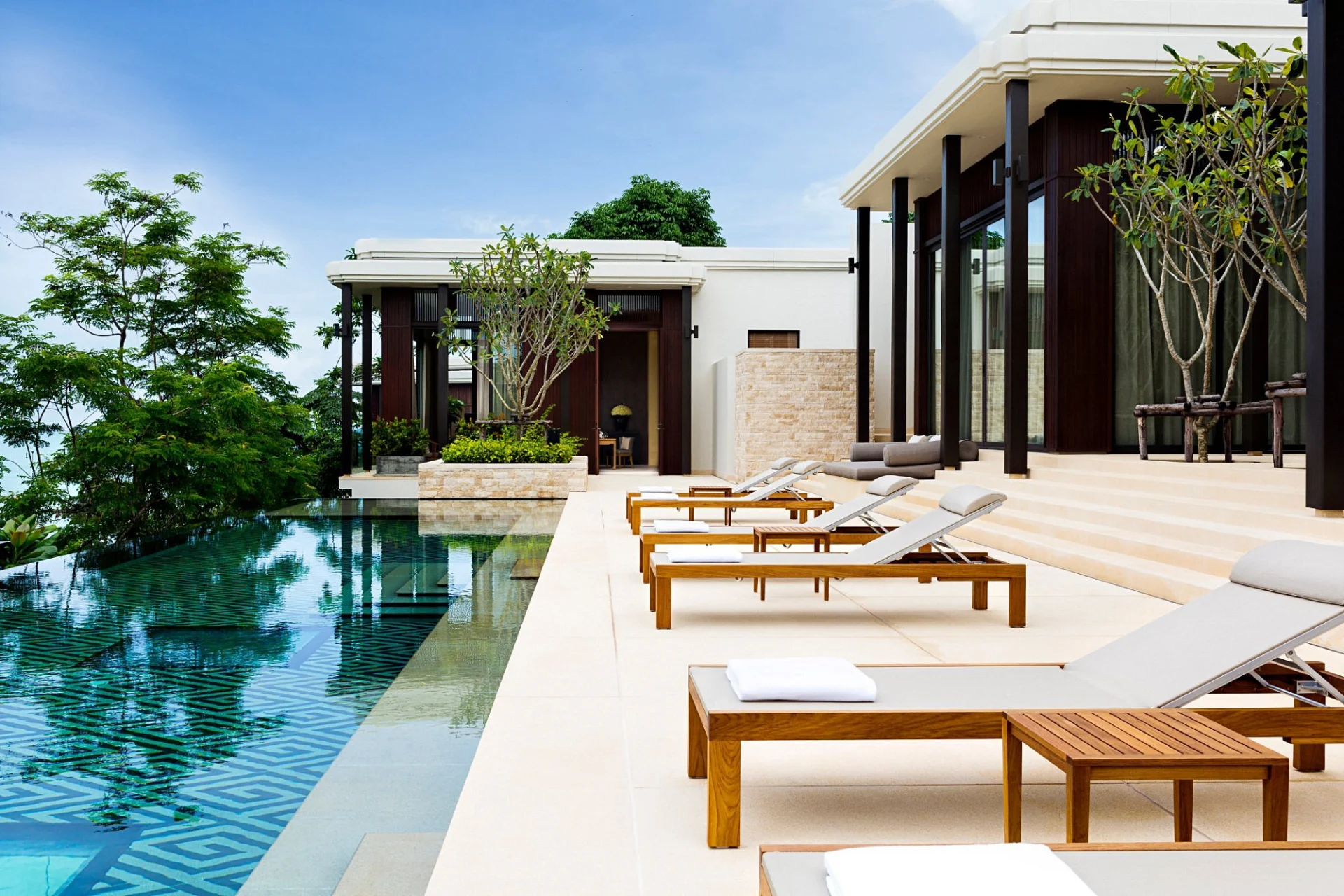 23 anantara-layan-phuket