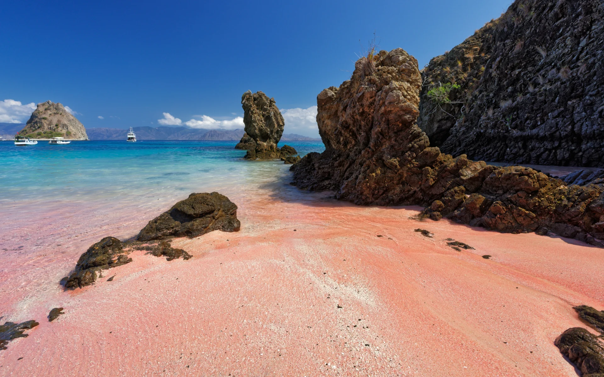 Day 11 Pink Beach 34