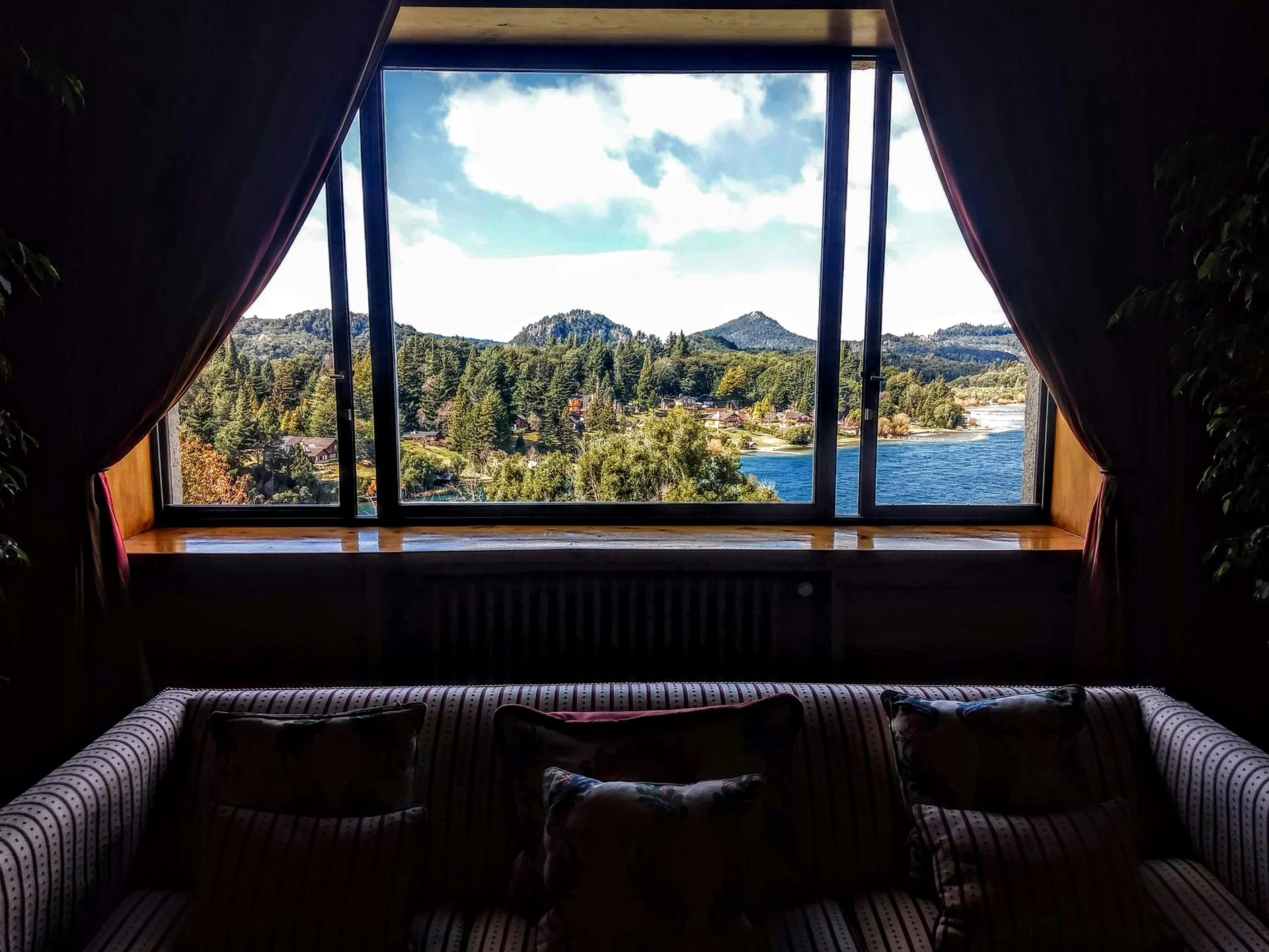 francisco-ghisletti-jB5VLAkFt9o-unsplash