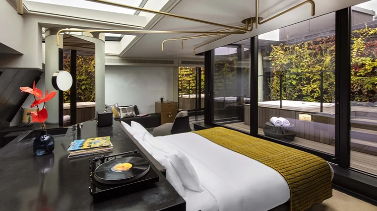 w-amsterdam-new-fantastic-suite